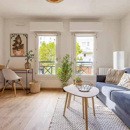 Bright And Charming Studio Next To The Tram * Toulouse